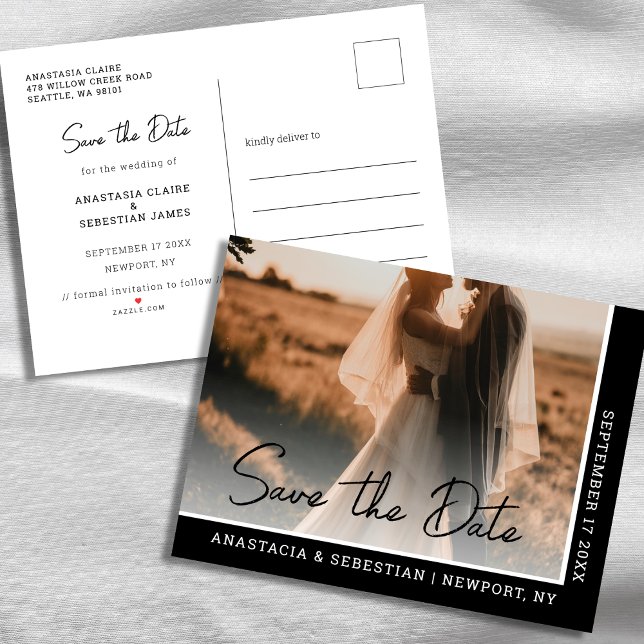 Carte Postale Faire-part Élégant Mariage photo noir et blanc Script chic (Elegant Chic Script Black and White Photo Wedding Announcement Postcard)