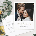 Carte Postale Faire-part Elégant moderne Gold Photo Enregistrer la date Mar<br><div class="desc">Ce mariage photo simple et chic, à l'exception de la date modèle de carte postale, présente un design élégant, minimaliste et moderne. Parcourez notre boutique pour trouver des versions de ce design avec Enregistrer le texte de la Date dans d'autres couleurs, et dans un format de carte plat, aussi! L'avant...</div>