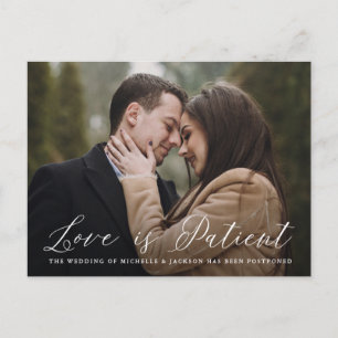 Carte Postale Faire-part Élégante Calligraphie L'amour est Patient Report
