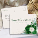 Carte Postale Faire-part Emerald Green et ivoire Rose Floral Enregistrer la<br><div class="desc">Floral Enregistrer la date Carte postale pour customiser pour toute occasion. Le design a des roses en vert émeraude et en ivoire avec des confettis d'or, du feuillage et des feuilles d'eucalyptus. Sauver la date est écrit à la main avec des fioritures de coeur d'amour. La coordination des invitations quinceanera,...</div>