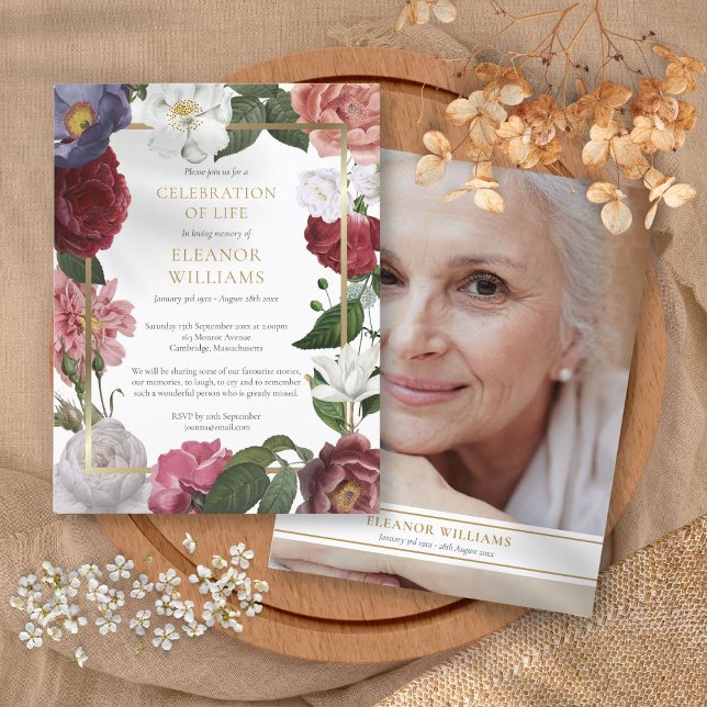 Carte Postale Faire-part Fête des funérailles florales de la vie Photo (Floral Funeral Celebration of Life Photo Announcement Postcard)