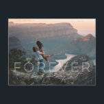 Carte Postale Faire-part Pour toujours a une belle sonorité | Engagement ph<br><div class="desc">Photo en plein cadre avec la mention superposée "Forever Has A Nice Ring To It". La mention peut être personnalisée dans n'importe quelle couleur. Message mignon et personnalisé au verso. Ajoutez vos propres photos et texte pour une annonce de fiançailles belle et unique. Ces cartes conçues par des professionnels sont...</div>