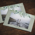 Carte Postale Faire-part Reserva la Fecha Enregistrer la date Espagnol Ohja<br><div class="desc">Ce design mariage feuille vert botanique peut être personnalisé avec vos informations. Il peut être customisé en choisissant le clic pour customiser une autre option. Vous pouvez modifier la couleur et le style du texte, certains arrière - plans et supprimer certaines images. Veuillez voir mes collections pour plus d'informations dans...</div>
