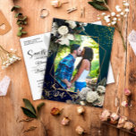 Carte Postale Faire-part Romantique Floral Gold Wreath Photo Enregistrer la<br><div class="desc">Notre "Romantic floral or wreath photo save the date faire-part de mariage carte postale" fait une déclaration spéciale et personnelle avec la photo. Vos invités seront surpris par les nombreux détails tels que l'arrière - plan vert émeraude sur lequel des accents d'or sous forme de cadre doré et les confettis...</div>
