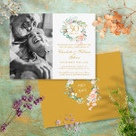 Carte Postale Faire-part rose du 50e anniversaire Garland Enregistrer la da<br><div class="desc">Doté d'une belle guirlande rose,  vous pouvez personnaliser avec votre photo spéciale et cinquante ans d'or anniversaire enregistrer les informations de date dans des lettres chic. Conçu par Thisisnotme©</div>
