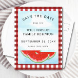 Carte Postale Faire-part Watermelon Family Reunion Enregistrer La Date<br><div class="desc">Prévoyez-vous une réunion de famille ? Faites savoir à votre famille la date avec ces cartes postales Enregistrer la date. Elles sont décorées avec des pastèques aquarelles et du ciel bleu sur un arrière - plan de buffle rouge et blanc. Facile à personnaliser. Aquarelle originale © Michele Davies.</div>