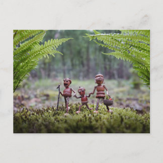 Carte Postale Famille d'elfes d'Acorn à pied