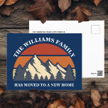 Carte Postale Famille déplacée vers les montagnes Changement d'a<br><div class="desc">Notre famille a déménagé à la montagne. Un beau dessin d'un coucher de soleil au-dessus d'une forêt et d'une chaîne de montagnes est une belle façon d'annoncer votre changement d'adresse à vos amis et autres contacts. Commandez ces jolies cartes postales mobiles pour montrer votre amour de la nature et de...</div>