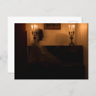 Carte Postale fantômes d'horreur dans la chambre. couple de dans