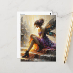 Carte Postale Fée en robe violette assise sur les escaliers de l