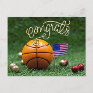 Carte Postale Félicitations à Basketball avec drapeau d'Amérique