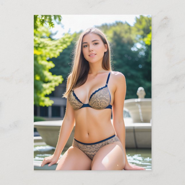Carte Postale Femme à la fontaine (Devant)