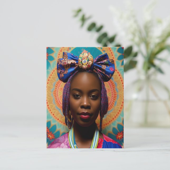 Carte Postale Femme africaine avec grand arc et médaillon (Debout devant)