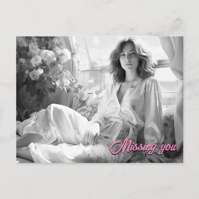 Carte Postale Femme allongée sur des feuilles de soie blanche B& (Devant)