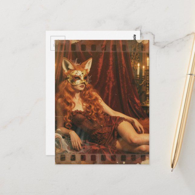 Carte Postale Femme dans un masque de renard (Devant/Arrière en situation)