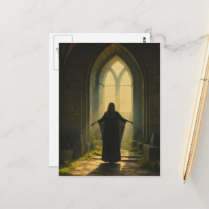 Carte Postale Femme dans une église abandonnée