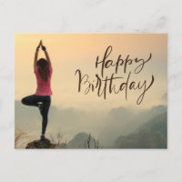 Femme de méditation de yoga Joyeux Anniversaire