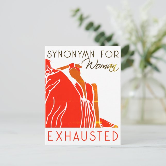 CARTE POSTALE FEMME FATIGUÉE (Debout devant)