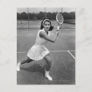 Carte Postale Femme jouant au tennis