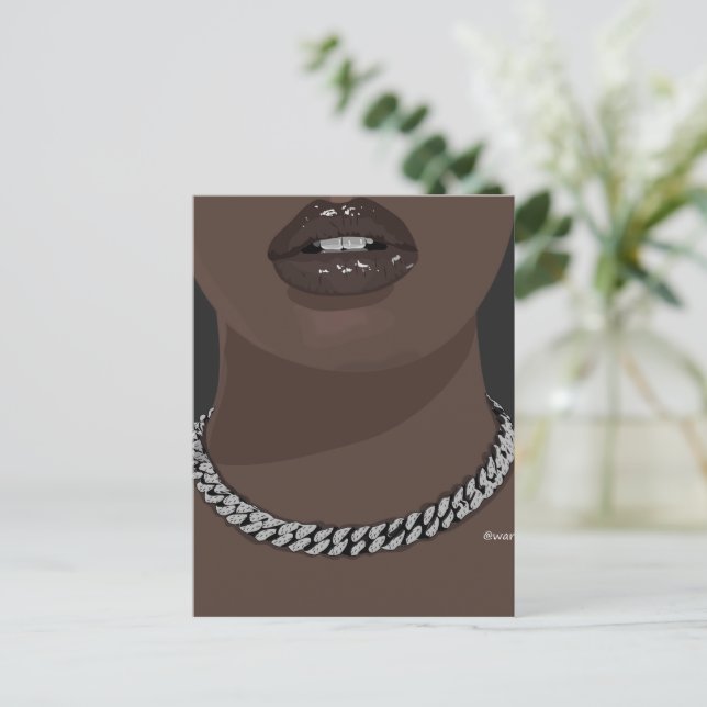 Carte Postale Femme noire Esthétique avec argent (bijoux) Grillz (Debout devant)