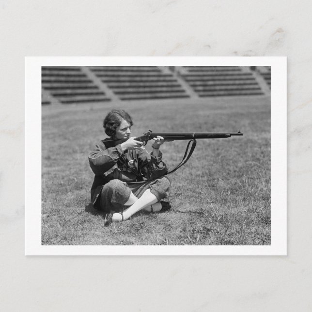 Carte Postale Femme Sharpshooter, années 1920 (Devant)