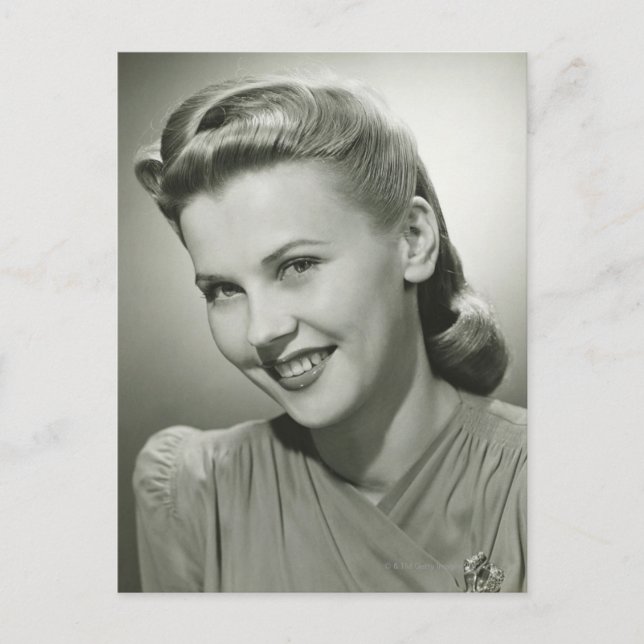 Carte Postale Femme souriante 2 (Devant)