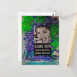Carte Postale Femme vintage nettoie les dents les brosses s'usen