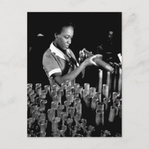 Carte postale Femmes 2ème guerre mondiale en front