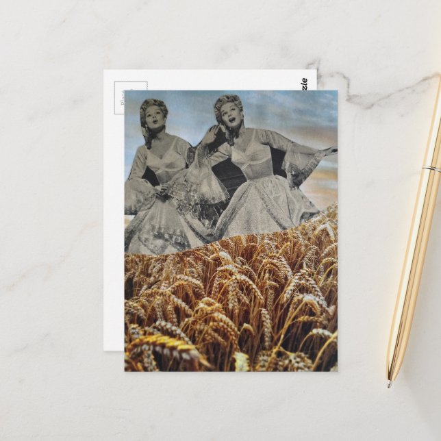 Carte Postale Femmes chantantes drôles dans un collage de champ  (Devant/Arrière en situation)