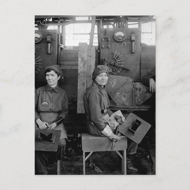 Carte Postale Femmes soudeuses électriques à l'image Hog_War (Devant)