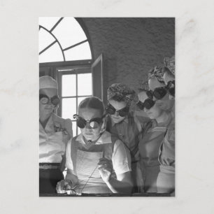 Carte Postale Femmes soudeuses pendant la Seconde Guerre mondial