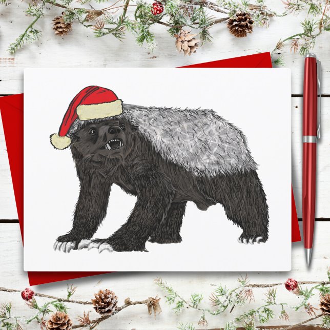 Carte Postale Festif Badger Badass Père Noël drôle Noël (Christmas honey badger wearing a santa hat funny wild animal art holiday greetings postcard)