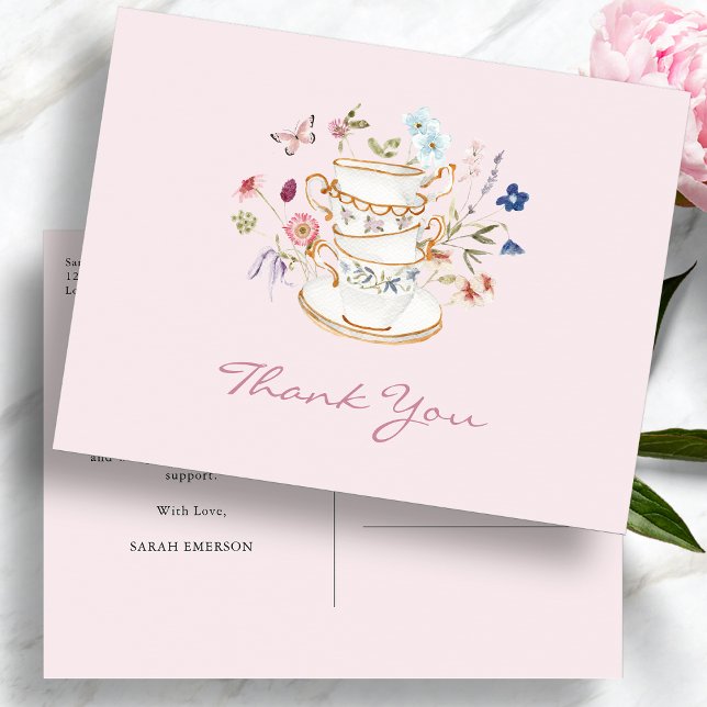 Carte Postale Fête de mariage thé rose (Pink Wildflower Tea Party Bridal Shower Postcard with Butterfly by Painted Paperie
)