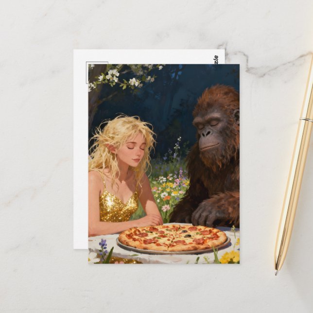 Carte Postale Fête de pizza Saquatch et fée (Devant/Arrière en situation)
