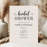 Carte Postale Fête des mariées cardiaque minimaliste simple<br><div class="desc">Faites preuve de simplicité et d'élégance grâce à notre invitation minimaliste à la douche nuptiale. Le titre "Fête des mariées" est délicatement écrit en écriture décontractée, accompagné d'un tourbillon subtil et d'un motif cardiaque. Célébrez la future mariée avec style avec cette invitation sobre mais charmante, parfaite pour donner le ton...</div>