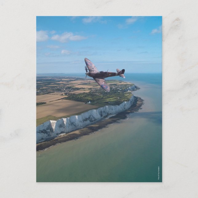 Carte Postale Feu d'artifice au-dessus de la côte anglaise. (Devant)