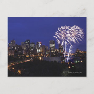 Carte Postale Feux d'artifice au-dessus de la ville