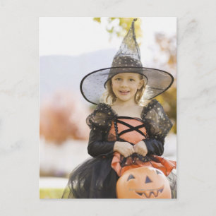 Carte Postale Fille en costume Halloween