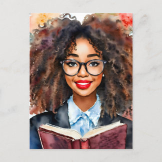 Carte Postale Fille noire en lunettes avec livre Nerdy