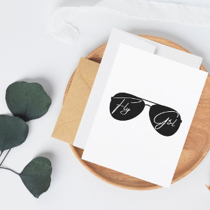 Carte Postale Fille qui vole, Lunettes de soleil d'aviateur noir