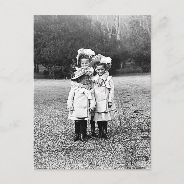 Carte Postale Filles du tsar de Russie, Olga, Tatiana, Maria (Devant)