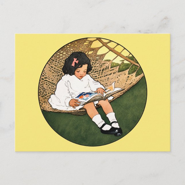 Carte Postale Fillette vintage lisant dans un hamac  (Devant)