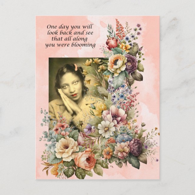 Carte Postale "Fleurissant tout le long" citation jolie fille et (Devant)