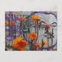 Fleurs et art de rue en Valparaiso, Chili