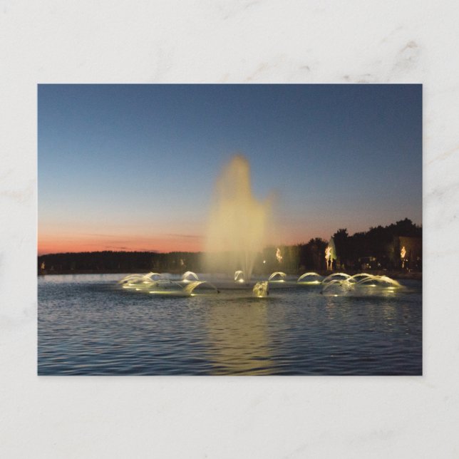Carte Postale Fontaine de Neptune illuminée la nuit à Versailles (Devant)