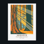 Carte Postale Forêt nationale de Sequoia Californie Vintage<br><div class="desc">Conception de la forêt nationale de Sequoia en vectoriel. Elle est nommée d'après les majestueux arbres géants de séquoia qui peuplent 38 bosquets distincts à l'intérieur des limites de la forêt.</div>