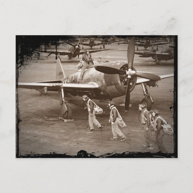 Carte Postale Formation des pilotes de chasse sur les volants P- (Devant)