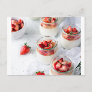 Carte Postale fraises et crème