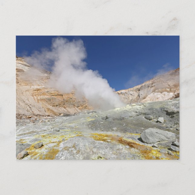 Carte Postale Fumarole, champ de brimstone dans le volcan actif  (Devant)