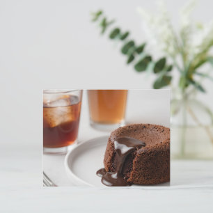 Carte Postale Gâteau coulant au chocolat fraîchement cuit